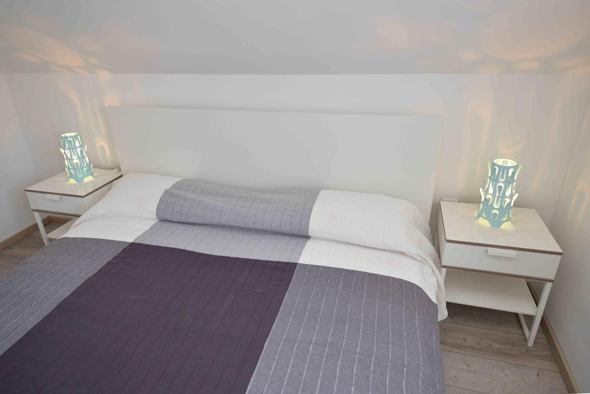 Apartments Mili - Near The Sea And The Centar Of Place Бетина Екстериор снимка
