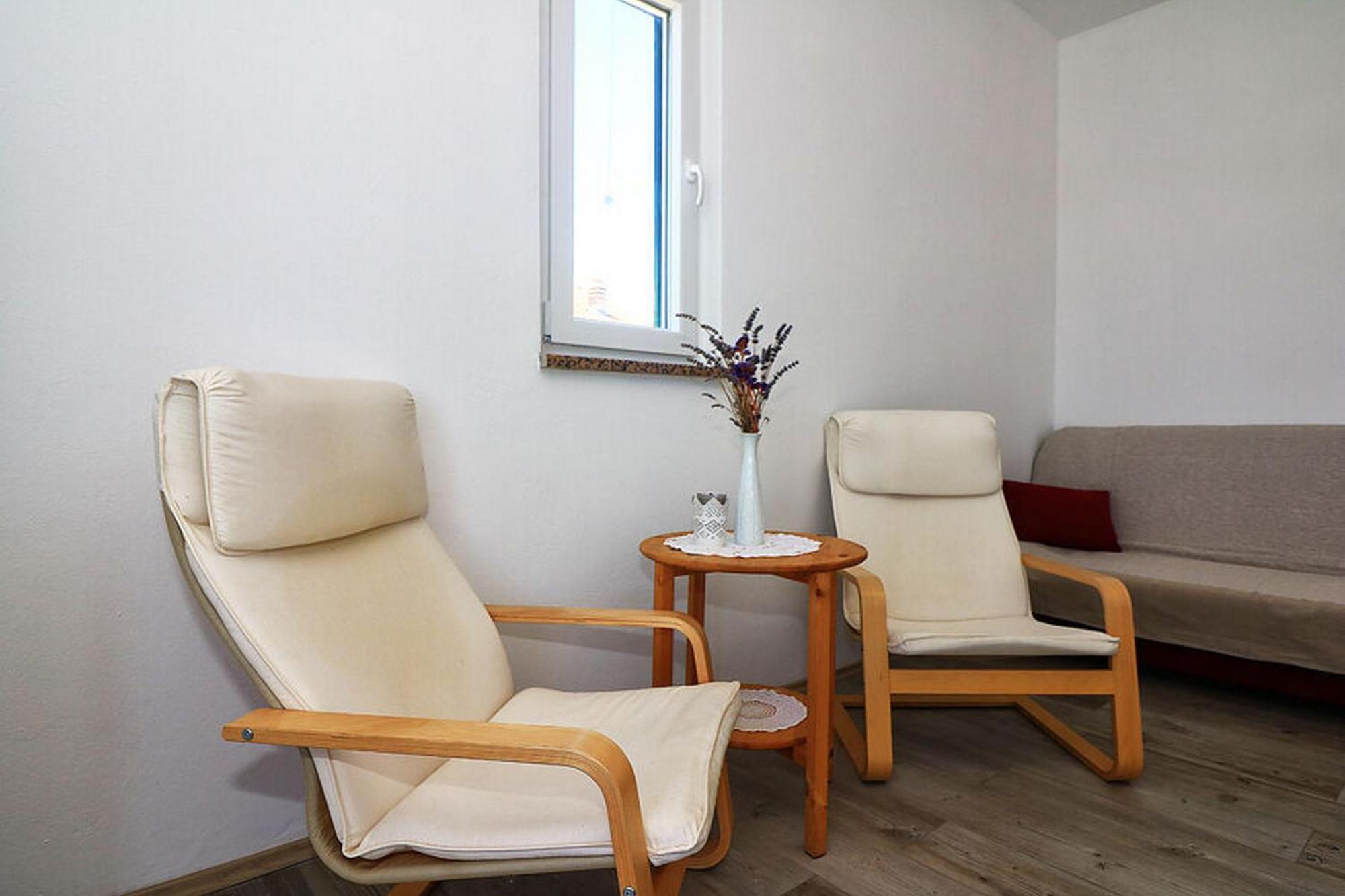 Apartments Mili - Near The Sea And The Centar Of Place Бетина Екстериор снимка